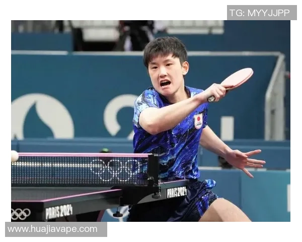 撩起球衣+三度仿照樊振东！张本智和晋级决赛：距实现许诺只差1胜