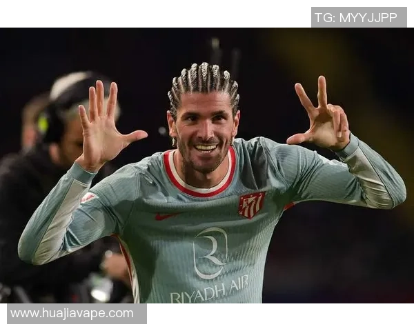 每体：库尔图瓦效能马竞时巴萨想签他，提交到技术部门后被否决